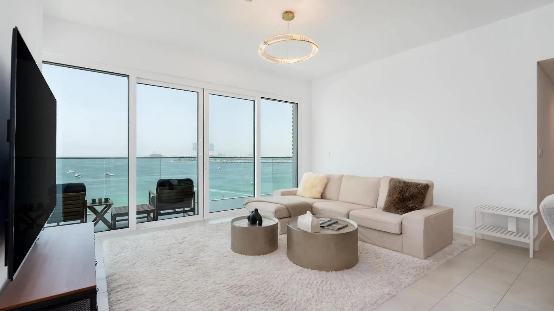 Bnbnova - Sea View 2Br - Jbr Beachfront & Marina Walk Dubai 0*,  United Arab Emirates
